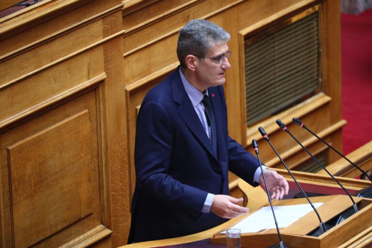 Γιαννούλης κατά Σχοινά: «Η καλή ομιλία δεν διαγράφει 7,5 χρόνια κυβερνητικής αποτυχίας»