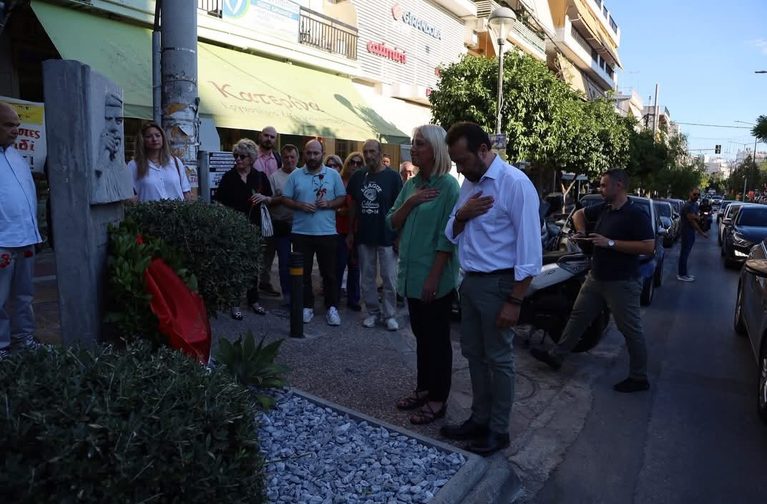 Ρένα Δούρου για τη Μαργαρίτα Παπανδρέου: «Μια από τις χαρακτηριστικότερες προσωπικότητες του γυναικείου κινήματος»
