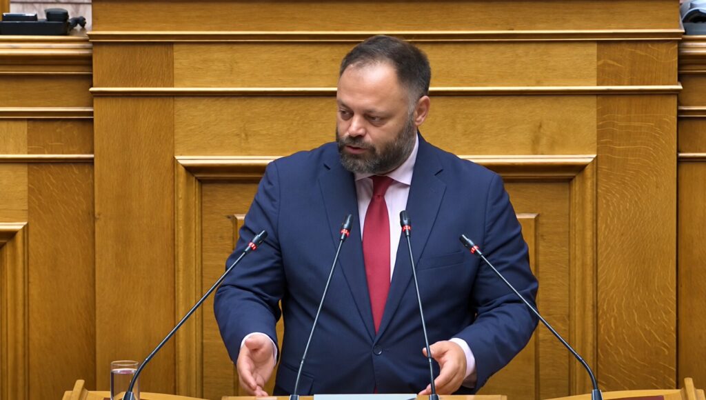 ΝΙΚΗ: Παρέμβαση Τσιρώνη στη Βουλή για τους αλιείς, το κόστος και τα τουρκικά σκάφη