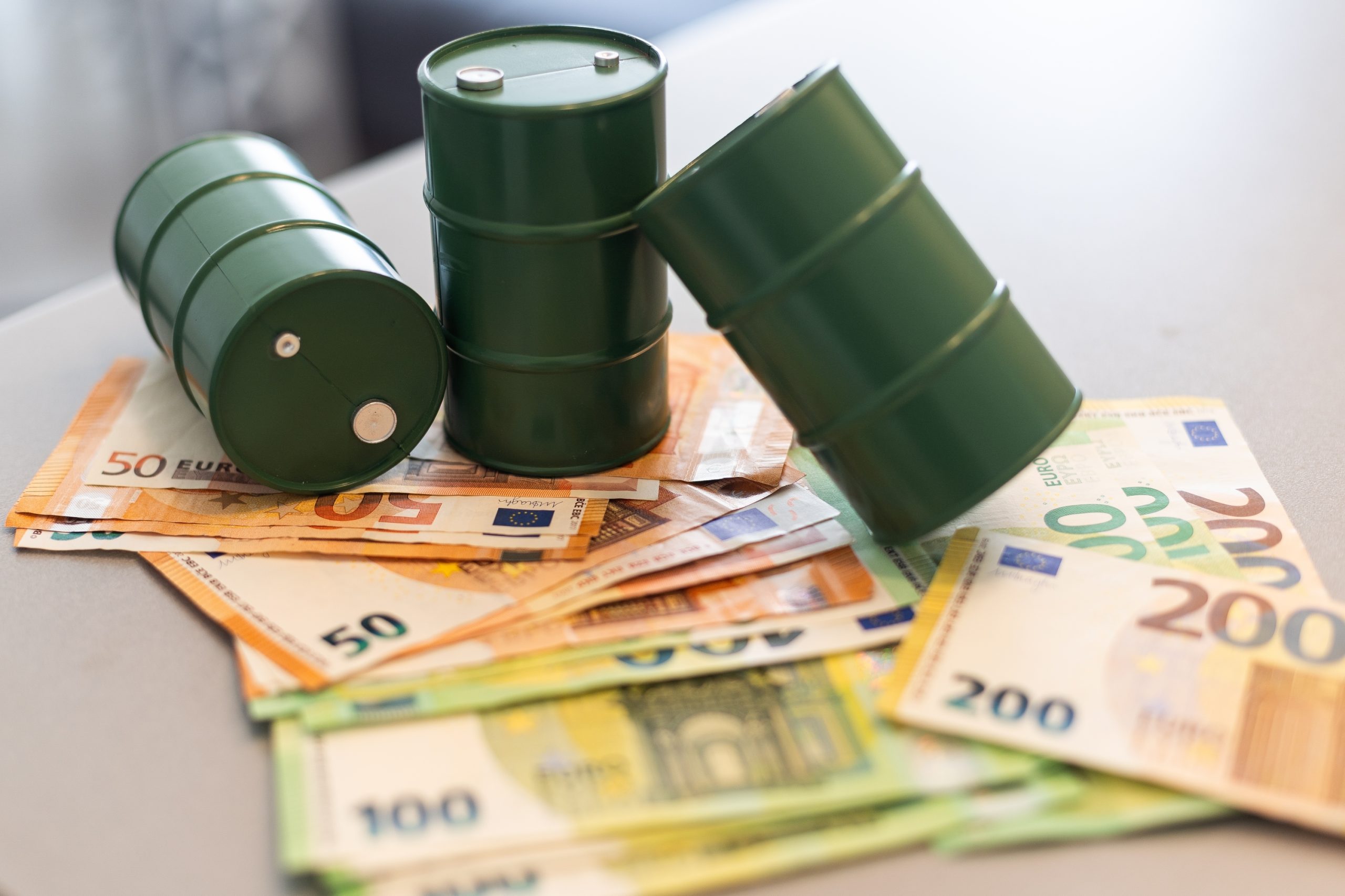 ΕΕ: Πάνω από 100 δισ. ευρώ ο επιπλέον λογαριασμός ενέργειας λόγω του πολέμου με το Ιράν