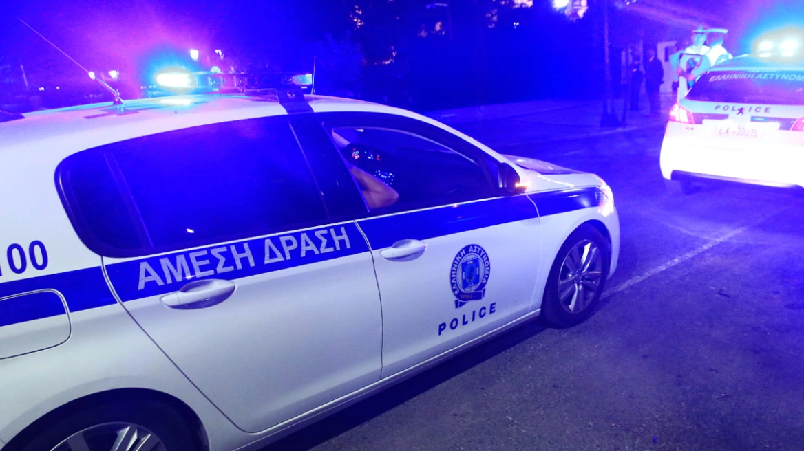 Αμαλιάδα: Δύο συλλήψεις για έκρηξη και εμπρησμό σε είσοδο πολυκατοικίας