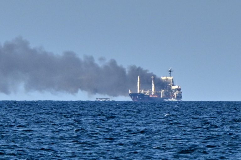 Φωτιά σε εμπορικό πλοίο στη Μαύρη Θάλασσα – Ασφαλές το πλήρωμα