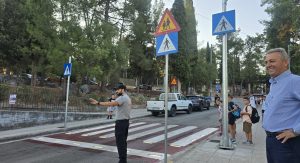 Δημοτική Αστυνομία Άρτας σε δράση ενημέρωσης για τις έξυπνες σχολικές διαβάσεις – φωτογραφία Δήμου Αρταίων